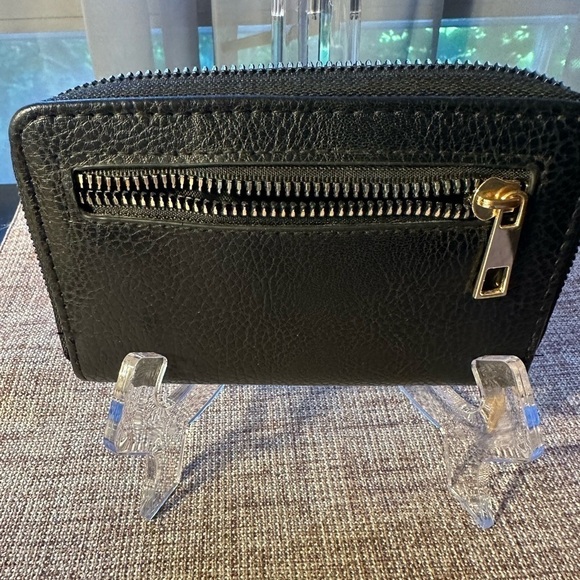 Black 3/4 length Faux Leather Wallet with Zipper - Picture 3 of 8